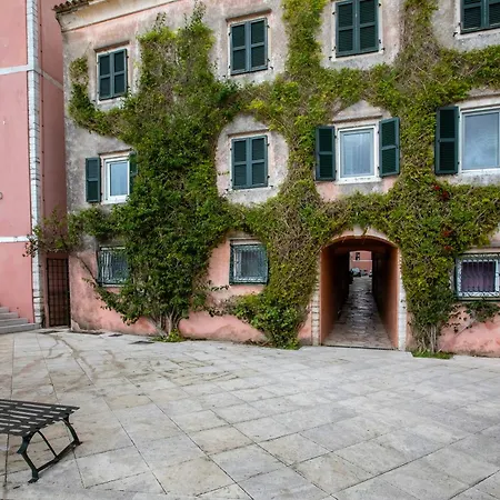 Venetian Eclectic * Corfu (city)