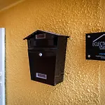 Venetian Eclectic 아파트